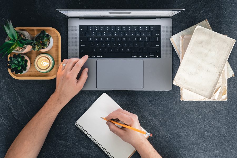 Pozycjonowanie agencji content marketingowej - praca nad tekstami i planem publikacji