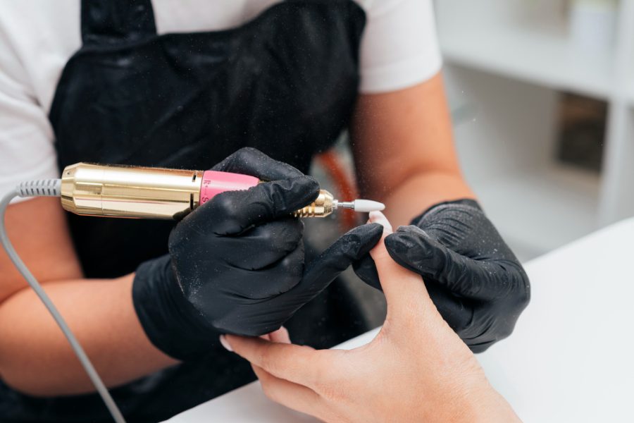 Pozycjonowanie stylistek paznokci - stylizacja paznokci w salonie manicure